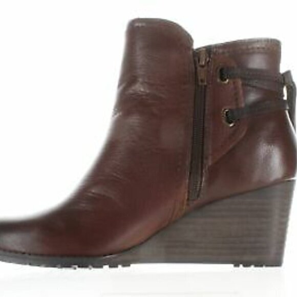 Women's Rockport Cobb Hill Lucinda Back Tie Ankle Bootie  9W New in Box - Picture 1 of 8